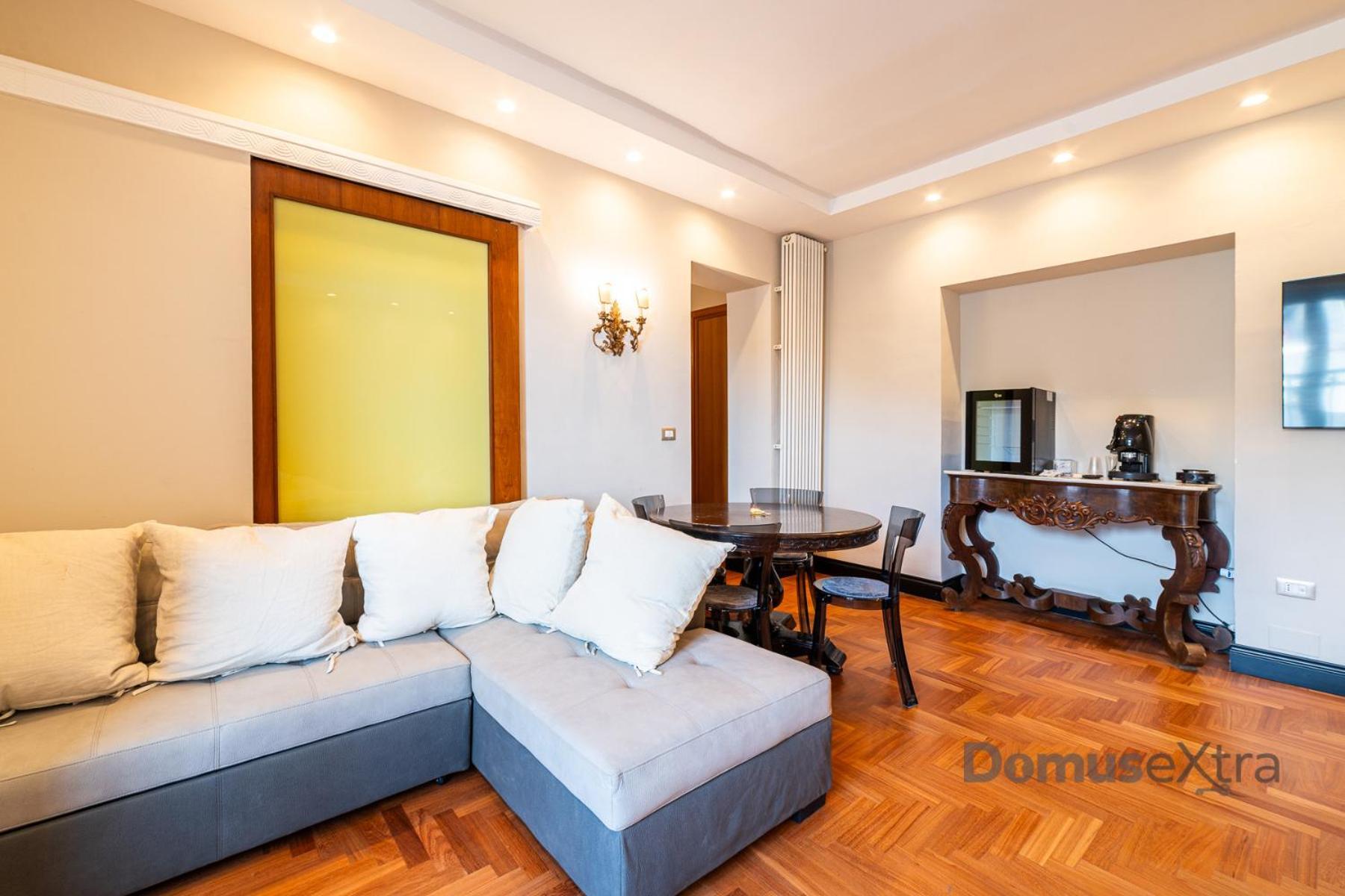 Gramsci Relais By Domusextra Apartment Napoli Ngoại thất bức ảnh