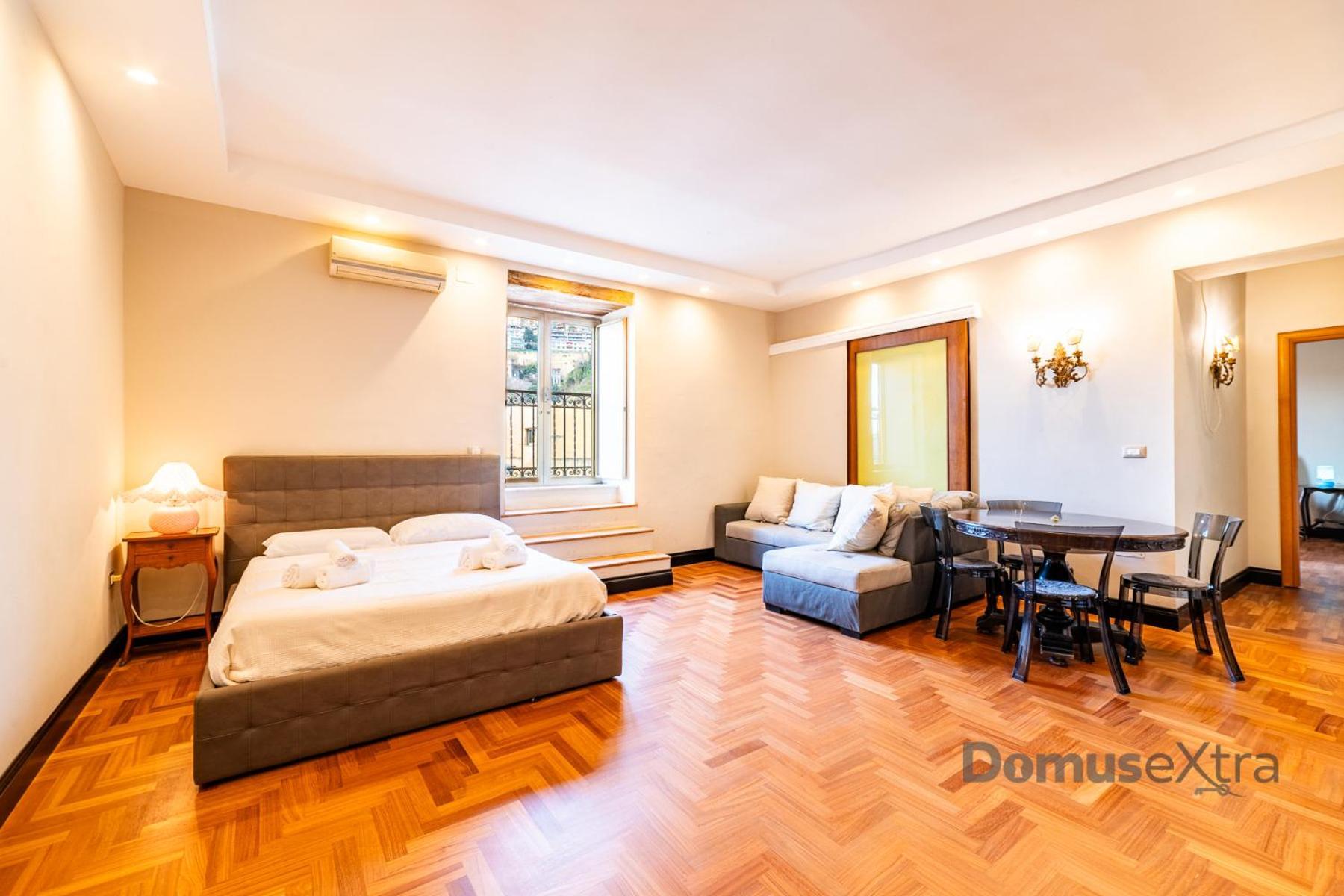 Gramsci Relais By Domusextra Apartment Napoli Ngoại thất bức ảnh