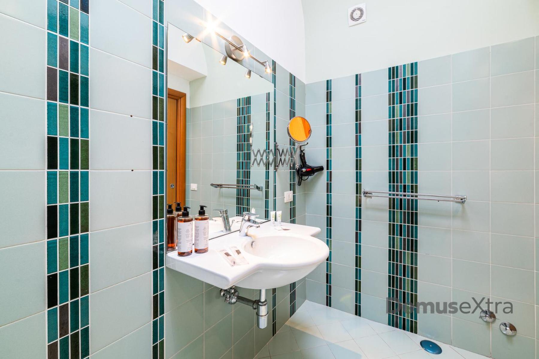 Gramsci Relais By Domusextra Apartment Napoli Ngoại thất bức ảnh